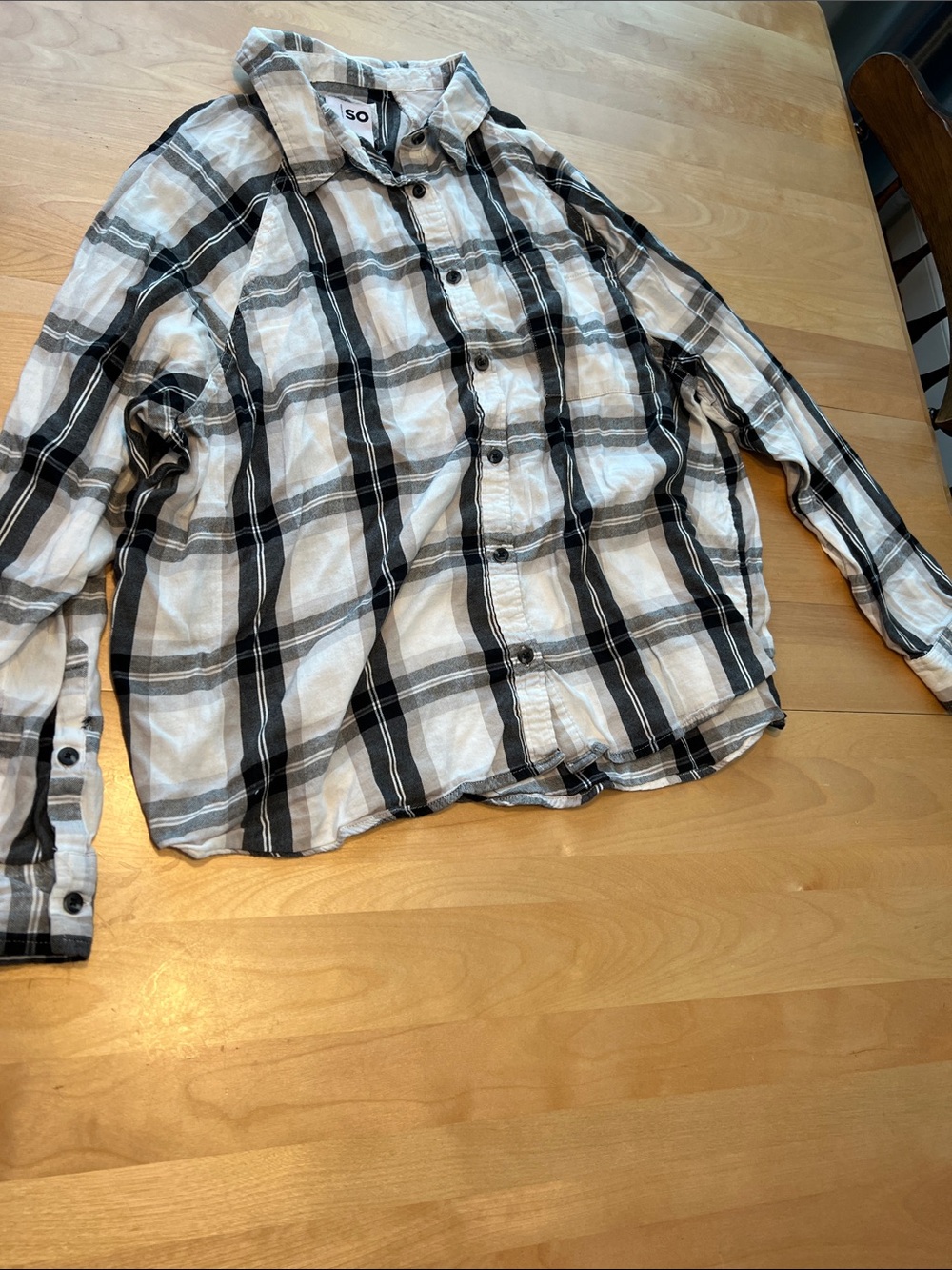 So XXL white black plaid button down shirt